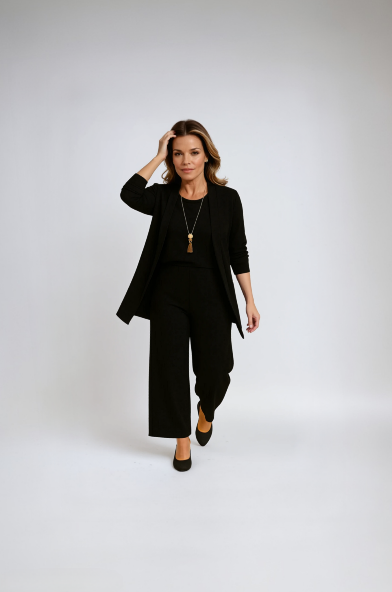 Sofia | 3-teiliges Luxus-Set mit Mantel, Top & Weitbeinhose