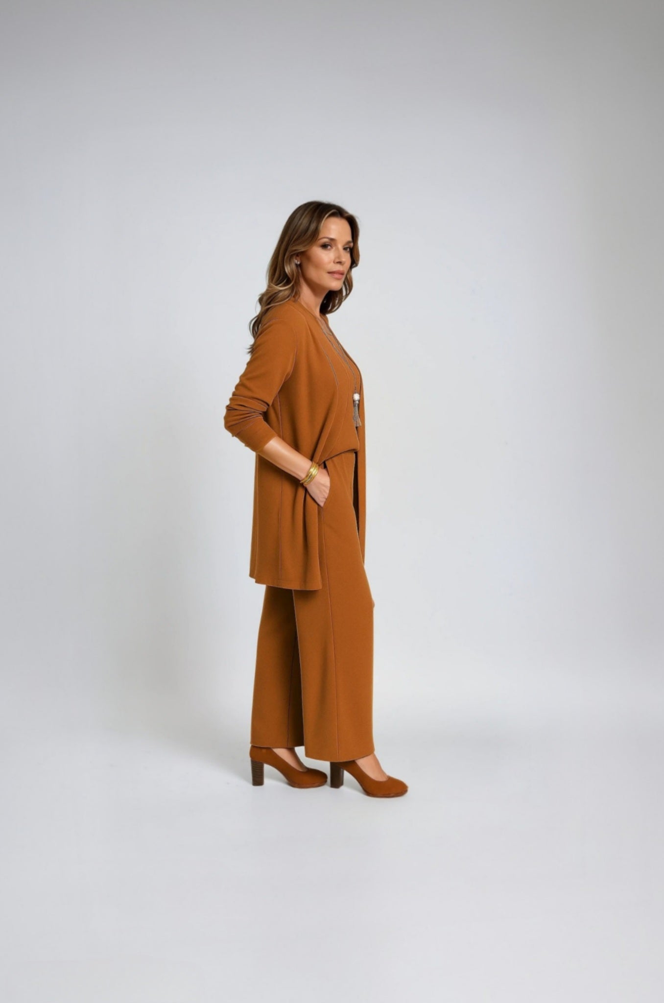 Sofia | 3-teiliges Luxus-Set mit Mantel, Top & Weitbeinhose