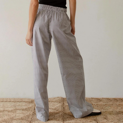 Lina | Locker geschnittene Streifenhose mit Gummibund