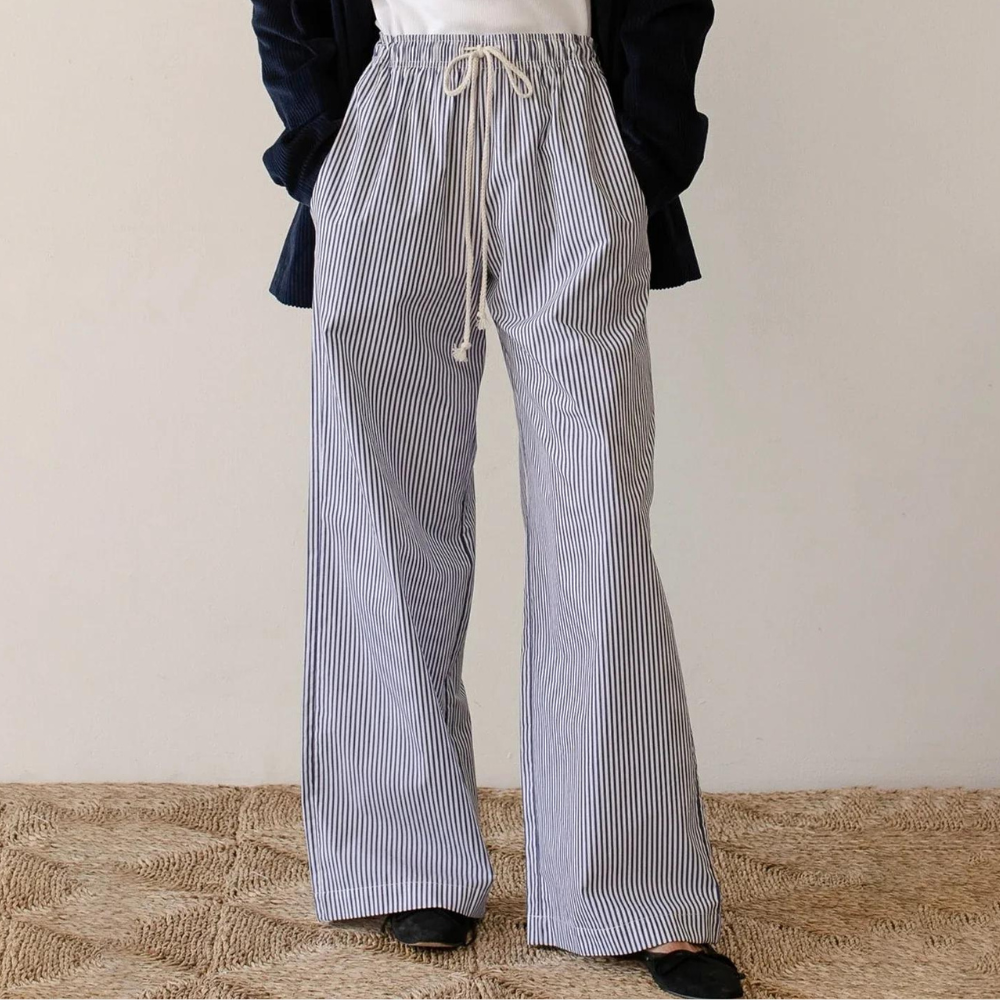 Lina | Locker geschnittene Streifenhose mit Gummibund