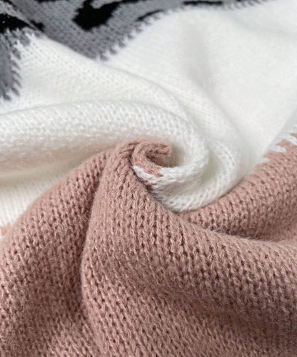 Cindy | Lässiger Strickpullover mit modernem Animal-Detail