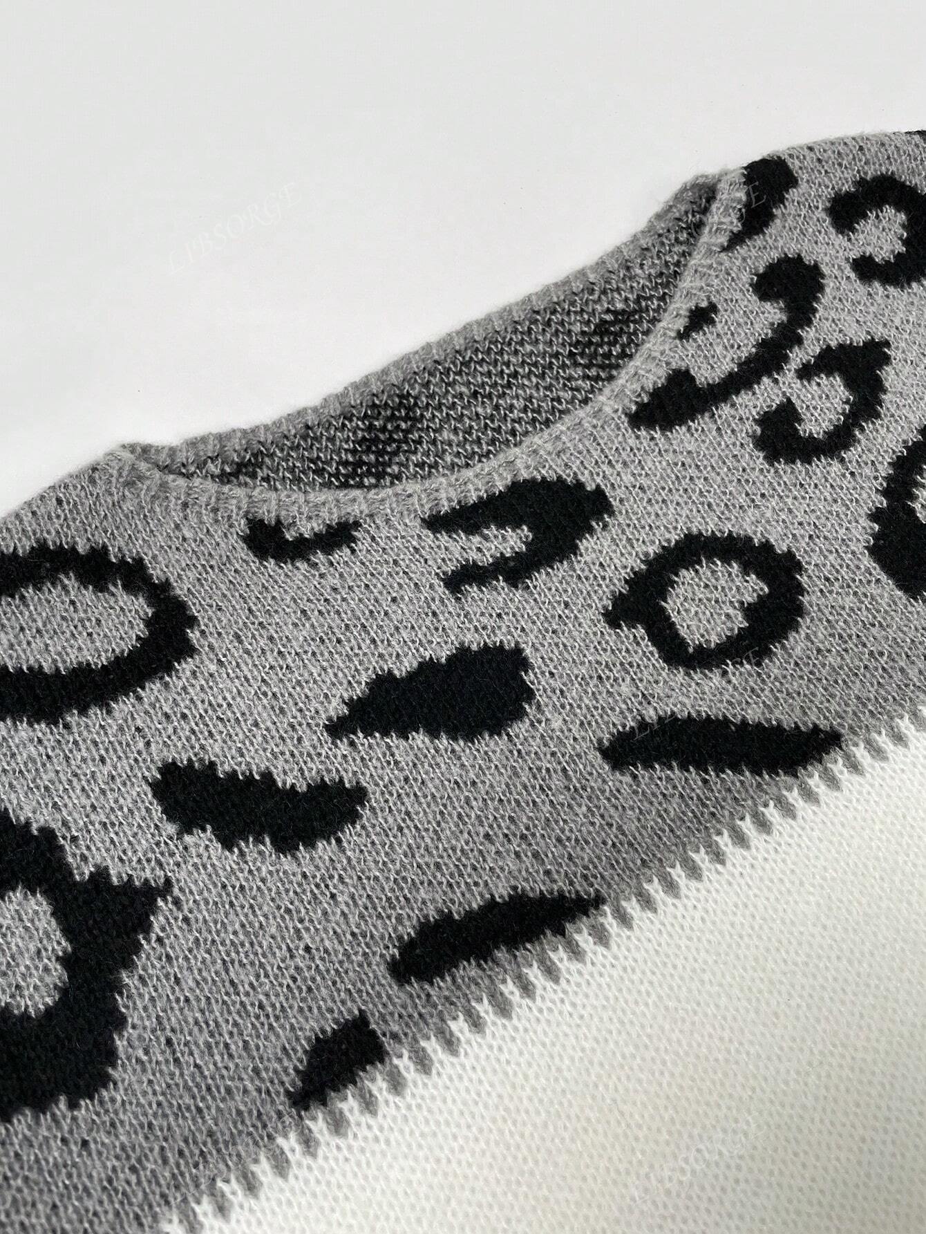 Cindy | Lässiger Strickpullover mit modernem Animal-Detail