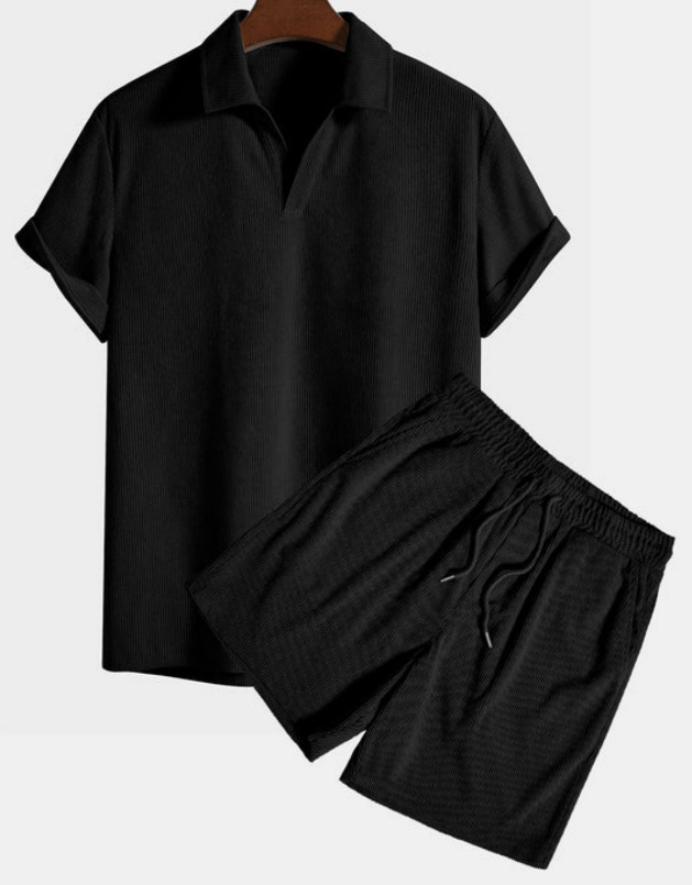 Andreas | Velours-Zweiteiler aus Polo & Shorts