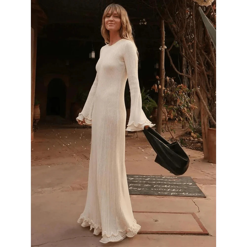 Madeleine | Feminines Maxikleid mit Volantdetails und langen Ärmeln