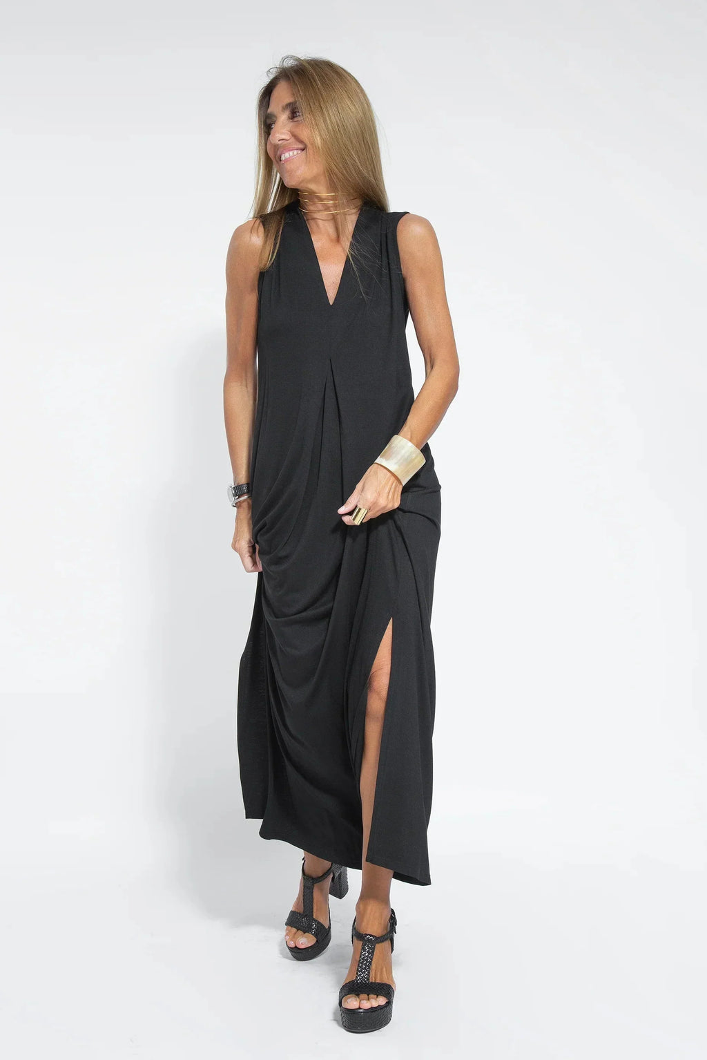Alisa | Lockeres Maxikleid mit V-Ausschnitt und Seitenschlitz