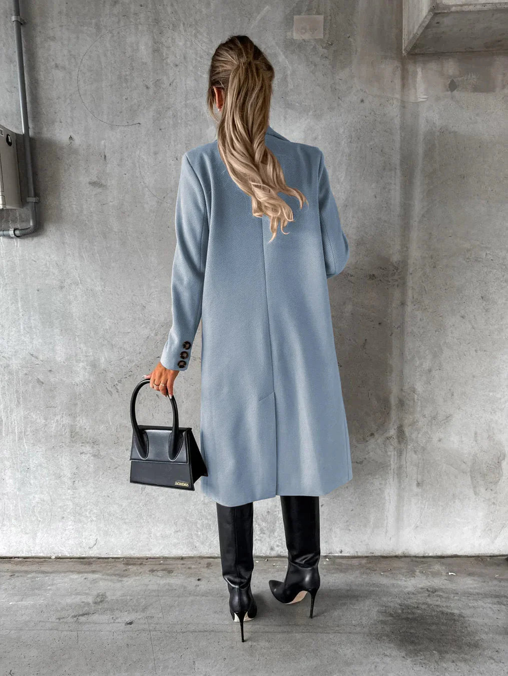 Victoria | Klassischer Wollmantel mit femininer Silhouette